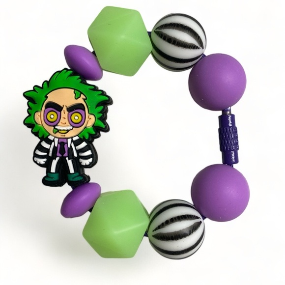 Glow-In the Dark BeetleJuice Tumbler Handle Charm - Picture 3 of 8